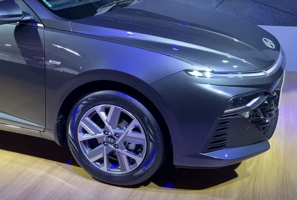 2023 Hyundai Verna - Tyres & Wheels Detail